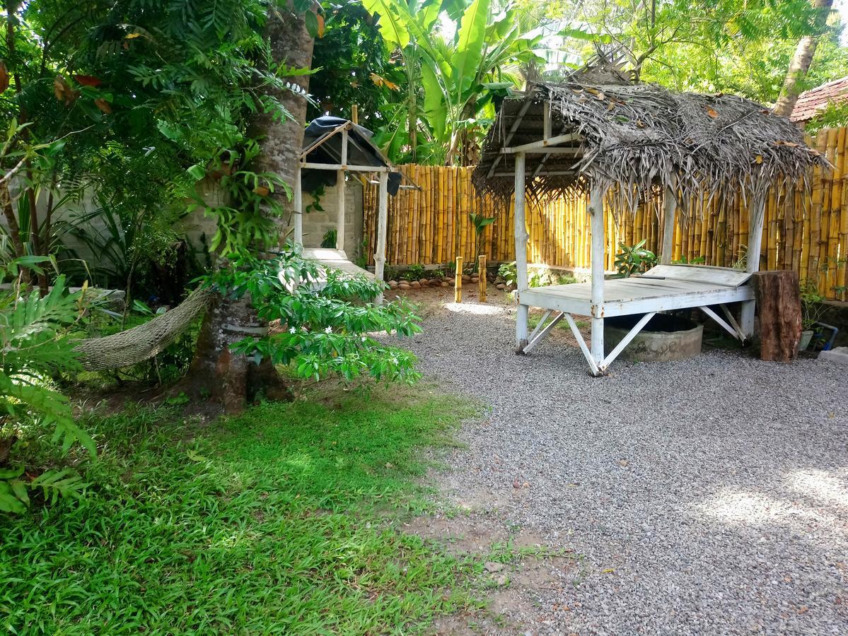 The Bambos Villa Hikkaduwa Eksteriør bilde